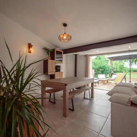 فيلة Maison Vu En Premiere Ligne Du De Avec Terrain De Tennis Privatif *