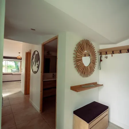 فيلة Maison Vu En Premiere Ligne Du De Avec Terrain De Tennis Privatif