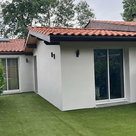 Βίλα Maison Vu En Premiere Ligne Du De Avec Terrain De Tennis Privatif Lacanau