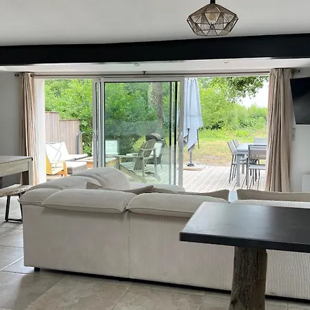 Maison Vu En Premiere Ligne Du De Avec Terrain De Tennis Privatif Villa *