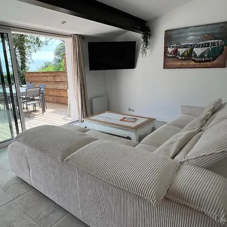 Maison Vu En Premiere Ligne Du De Avec Terrain De Tennis Privatif *