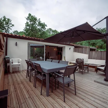 Maison Vu En Premiere Ligne Du De Avec Terrain De Tennis Privatif Villa Lacanau
