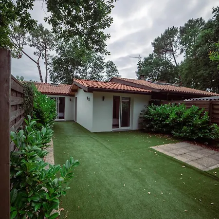 Maison Vu En Première Ligne Du De Avec Terrain De Tennis Privatif * Lacanau