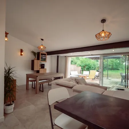 Maison Vu En Premiere Ligne Du De Avec Terrain De Tennis Privatif Lacanau